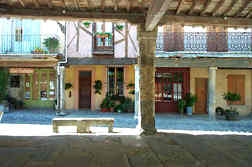 Lagrasse medieval houses
